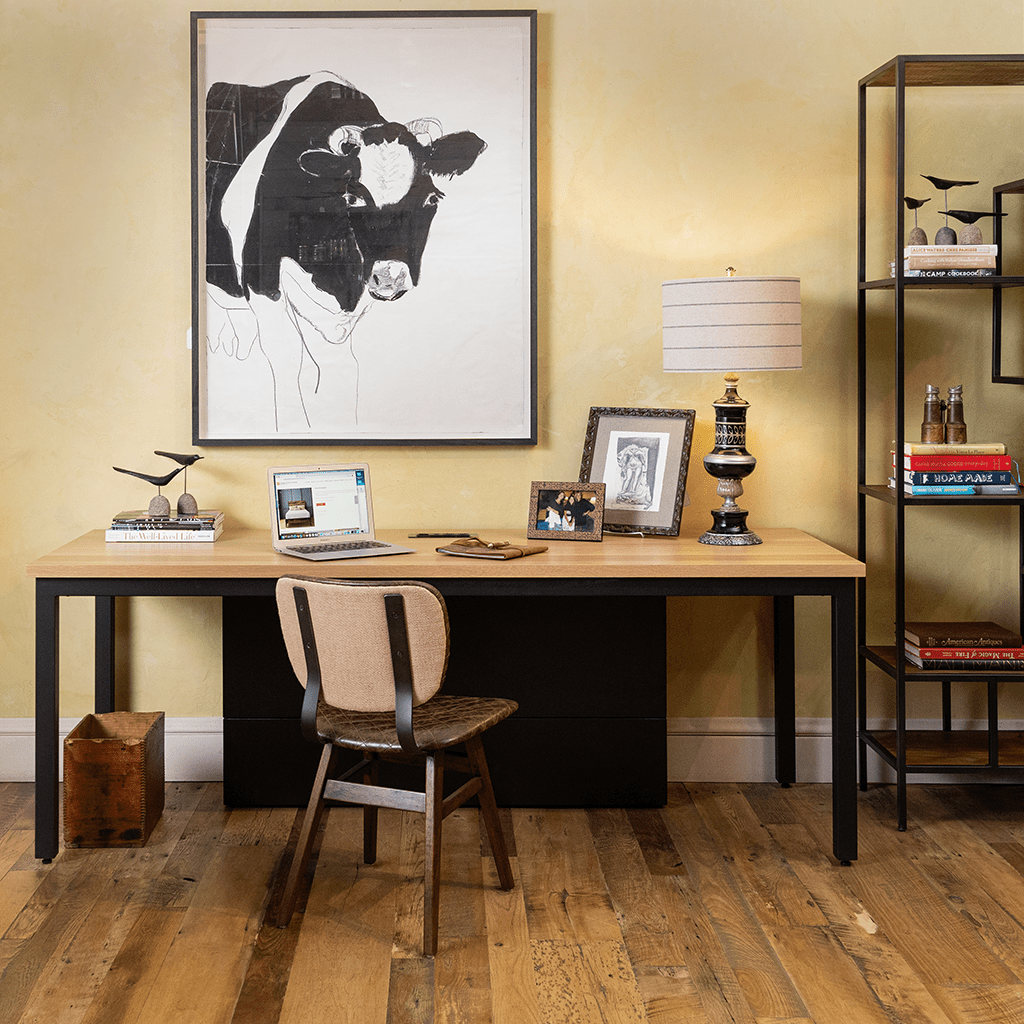 Privacy Desk with Parsons Base